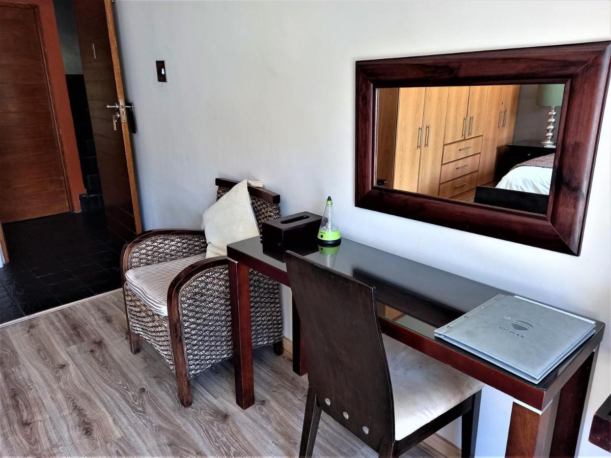 Mandalay Beach Guest House Bloubergstrand Zewnętrze zdjęcie
